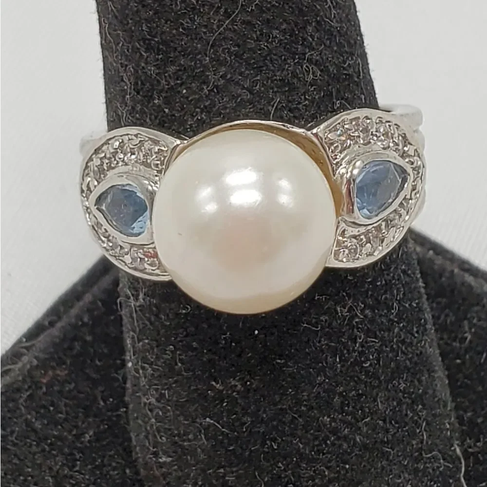 💜Premier Faux Pearl Ring Adjustable Size 7